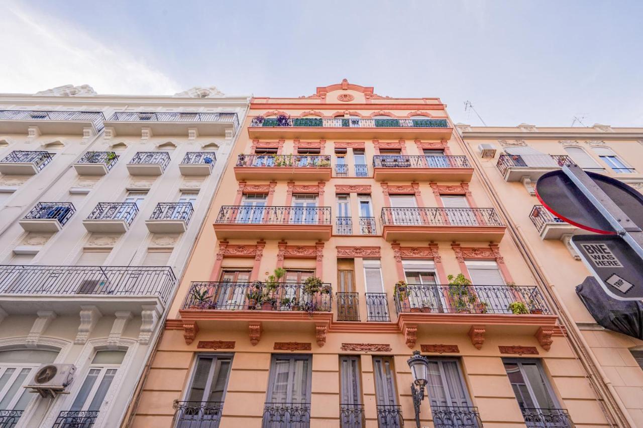 Oyo Guest House Ruzafa Valencia Exterior foto